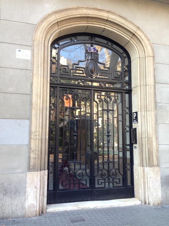 Hostal Sant Carlo Barcelona Exterior photo